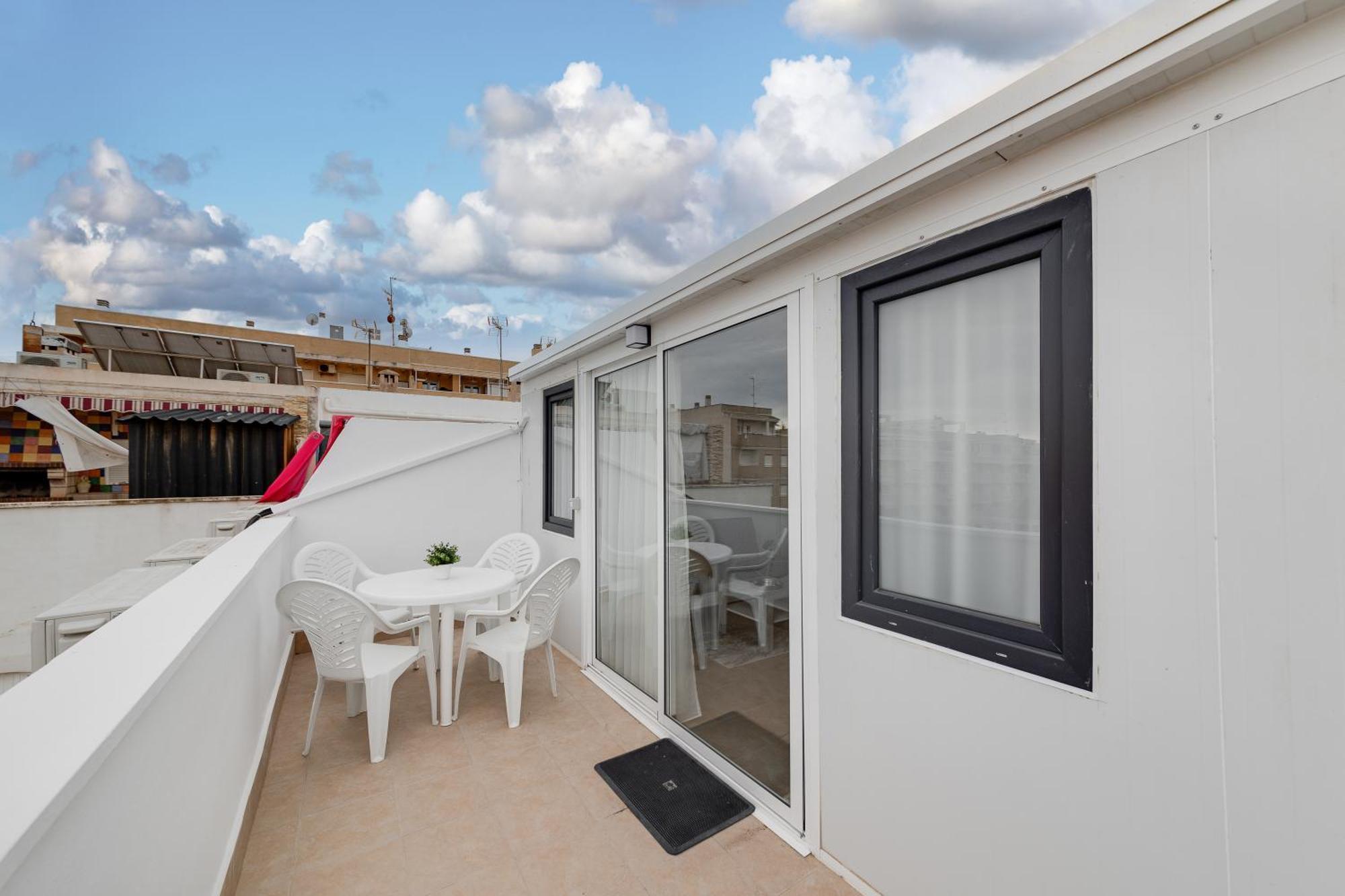 Cosy Apartment Near The Sea 托雷维耶哈 外观 照片