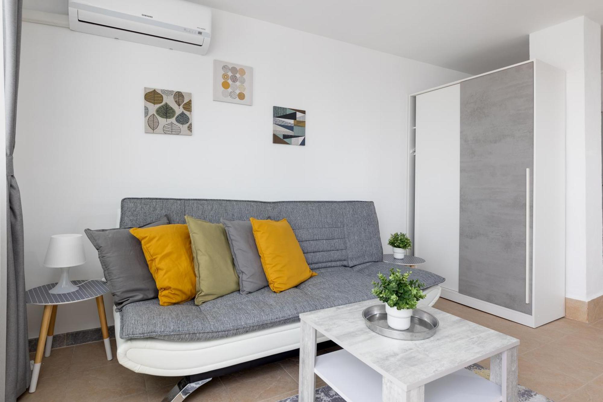 Cosy Apartment Near The Sea 托雷维耶哈 外观 照片
