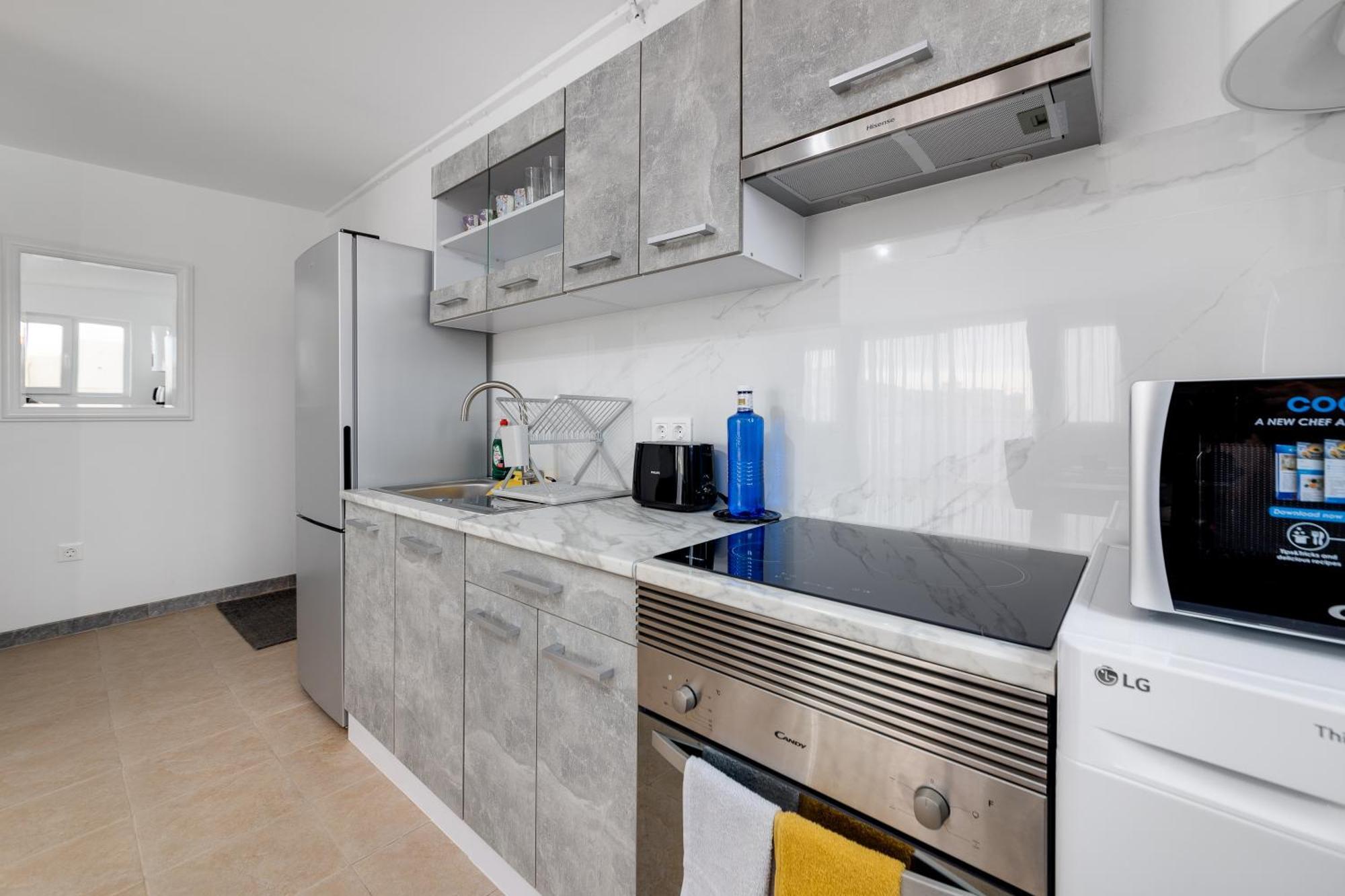 Cosy Apartment Near The Sea 托雷维耶哈 外观 照片